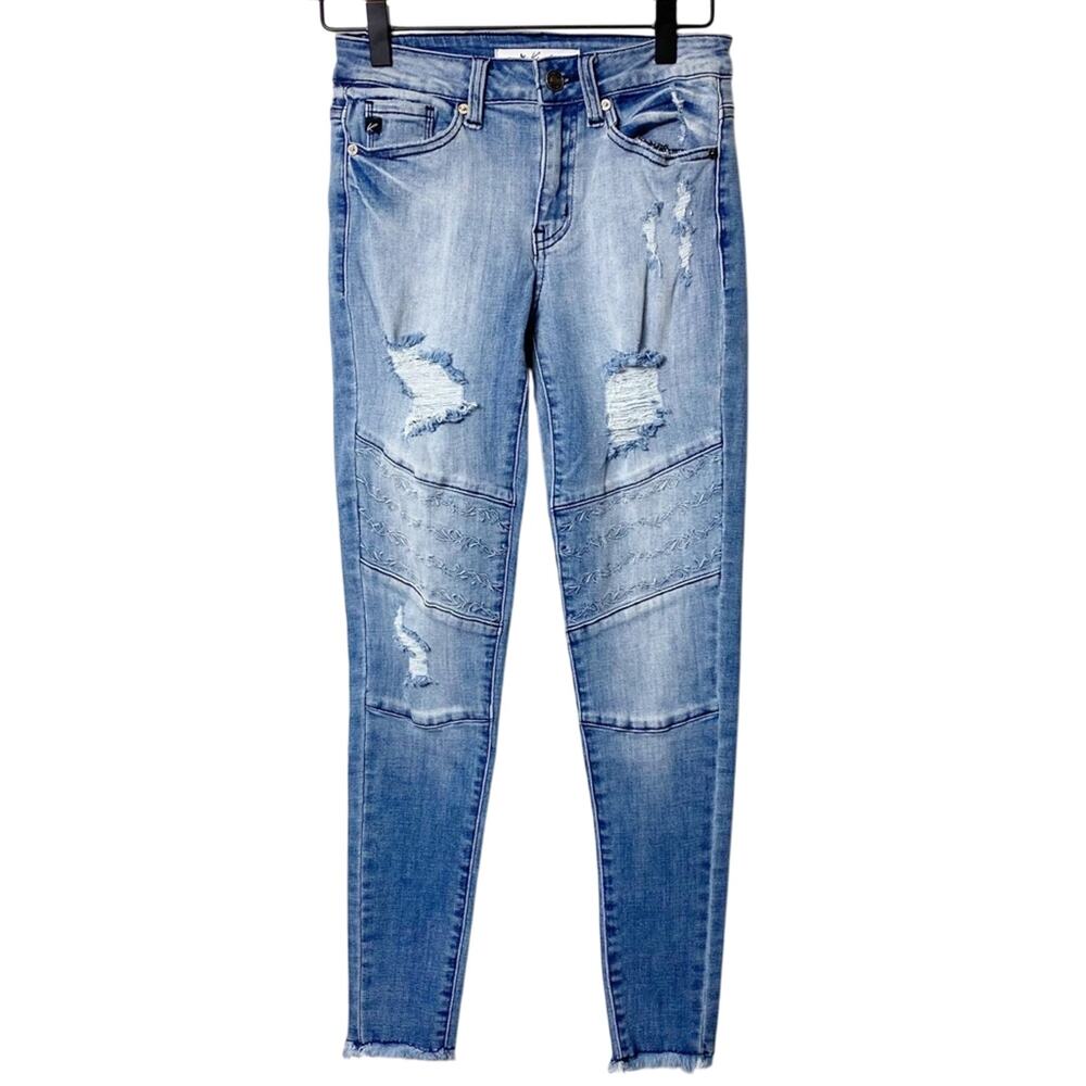 KanCan Emi Embroidered Blue Mid Rise Jeans 24 BRAND NWT
